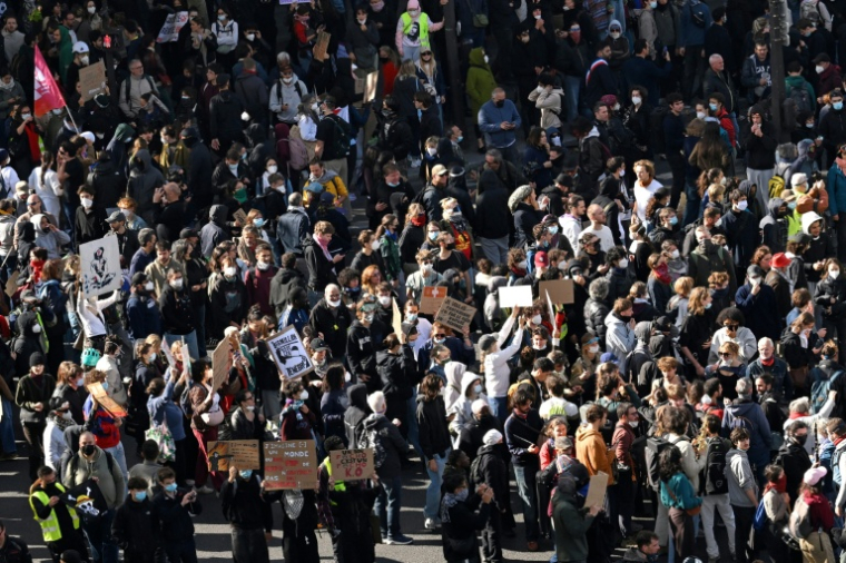 Manifestation contre la vie chère place de la République à Paris, le 17 octobre 2026 ( AFP / Guillaume Saligot )