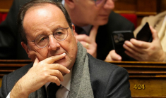 François Hollande à Paris, le 4 décembre 2025. ( AFP / THOMAS SAMSON )
