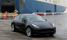 TESLA LIVRE PLUS TÔT QUE PRÉVU SES MODEL 3 EN CHINE