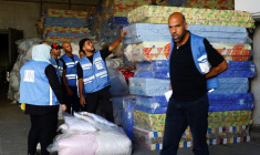 Un centre de tri d'aide sur la bande de Gaza