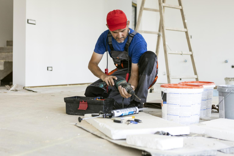 Grâce à l’application Cycle Zéro, vous pouvez récupérer gratuitement des matériaux de chantier autour de vous. ( crédit photo : Getty Images )