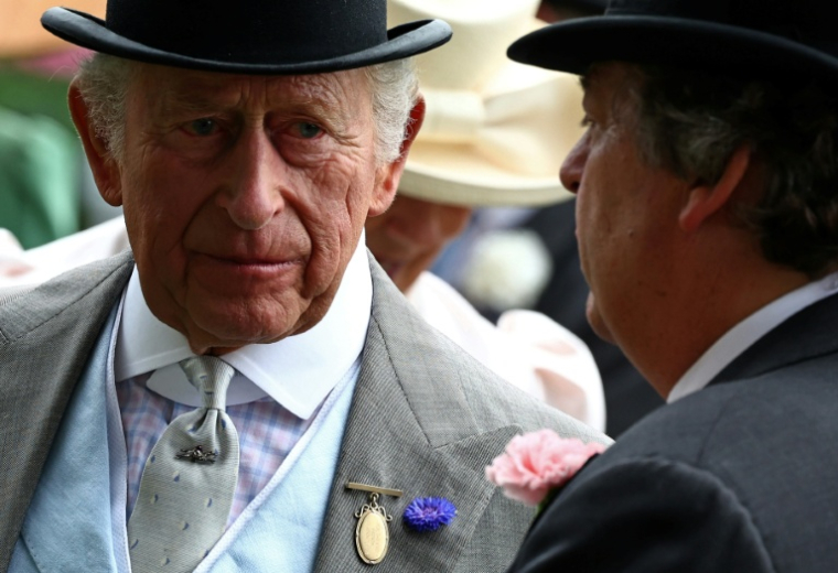 Le roi Charles III pendant les courses de chevaux d'Ascot, à l'ouest de Londres, le 20 juin 2026 ( AFP / Henry Nicholls )