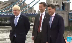 Annulation de la quasi-totalité des mesures fiscales par Jeremy Hunt