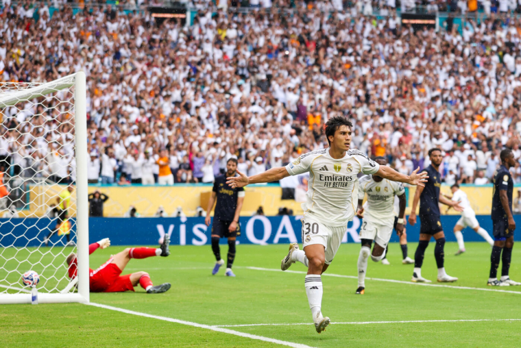 Gonzalo García, le tube de l’été au milieu des rock stars