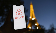 La Cour de cassation a estimé que la responsabilité de la plateforme Airbnb pouvait être engagée si des internautes recouraient à ses services pour de la sous-location illicite ( AFP / Grégoire CAMPIONE )
