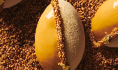 Cette année, nous avons testé pour vous les entremets de Pâques du très célèbre Philippe Conticini. ( crédit photo : Capture d’écran site https://gourmet.galerieslafayette.com/ )