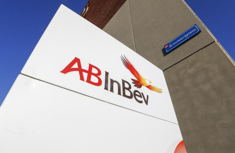 AB INBEV RELÈVE SES SYNERGIES APRÈS UN 4E TRIMESTRE DÉCEVANT