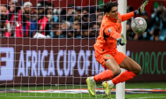 Comme Bounou, ces gardiens ont innové lors d'un tir au but