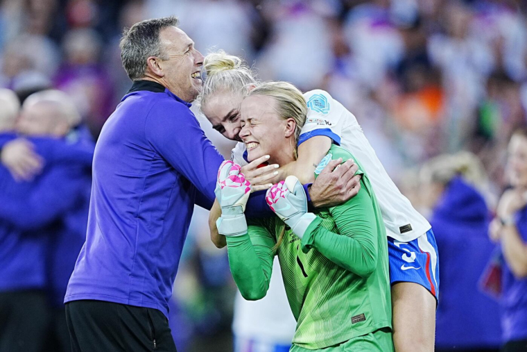 La gardienne anglaise avait collé une antisèche... sous son maillot