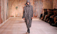 RETOUR SUR LE PODIUM POUR DIOR QUI INAUGURE LA SEMAINE DE LA MODE