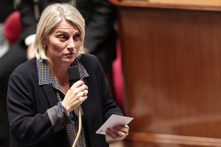"Nous devons avoir un débat qui nous emmène à moins de 20 milliards de déficit de la Sécurité sociale l'année prochaine" a déclaré ce lundi Stéphanie Rist, ministre de la santé. ( AFP / THIBAUD MORITZ )