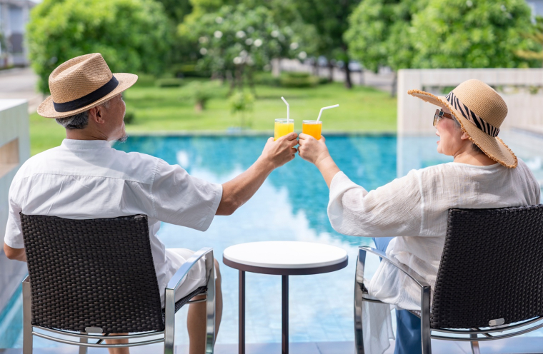Les offres de tourisme sans enfant se développent. Au-delà du buzz, existe-t-il un marché? un modèle économique? (crédit: Adobe Stock/photo)