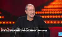 Hafsia Herzi adapte "La Petite Dernière", portrait bouleversant d'une jeune lesbienne musulmane