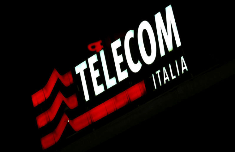 TELECOM ITALIA VA DISCUTER D'UN RAPPROCHEMENT AVEC OPEN FIBER