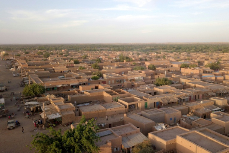 Vue aérienne de la ville de Ménaka, le 22 novembre 2020 au Mali ( AFP / SOULEYMANE AG ANARA )