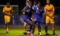 Rouen reste leader, Versailles laisse le podium à Dijon, Caen patine