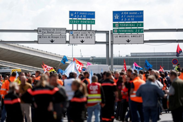 UN ÉTÉ CHAOTIQUE À PRÉVOIR DANS LES AÉROPORTS EUROPÉENS
