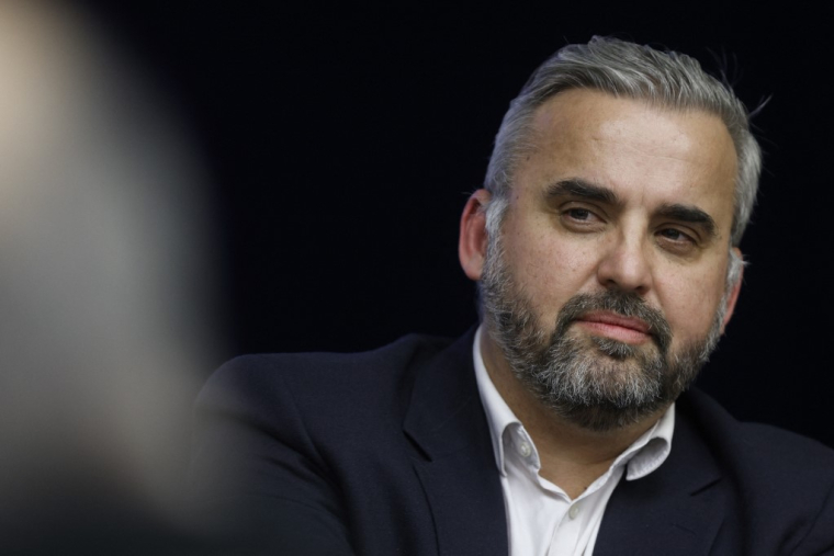 Le député Insoumis Alexis Corbière veut que les 45.000 volontaires des JO de Paris 2024 soient rémunérés.  ( AFP / GEOFFROY VAN DER HASSELT )