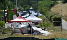 L'épave d'un avion léger Pilatus PC-6 qui s'est écrasé à Tomblaine, près de Nancy, le 28 juin 2026 en Meurthe-et-Moselle ( AFP / Jean-Christophe VERHAEGEN )