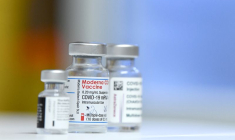 CORONAVIRUS: L'UE DISCUTE D'UN NOUVEAU CONTRAT DE VACCINS AVEC MODERNA, SELON DES SOURCES