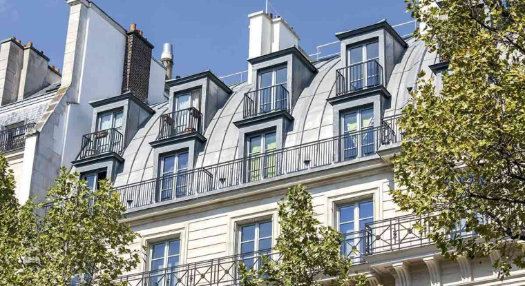 Micro-bic ou réel, choisissez le bon régime fiscal. (© Adobestock)