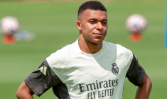 « Si tu ne laisses pas Nasser tranquille… » : Booba menace Kylian Mbappé