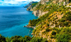 Les nationalistes corses veulent créer un statut de résident pour lutter contre la hausse des prix immobiliers ( Crédits : Pexels )