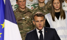 Emmanuel Macron, à Varces, le 27 novembre 2025, lors de son discours sur la relance du "service national" français ( POOL / THOMAS PADILLA )