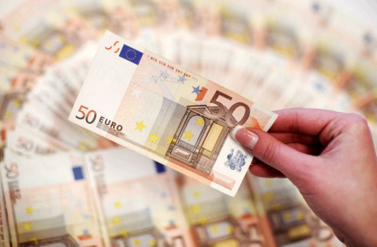 CORONAVIRUS: LES TESTS DE RÉSISTANCE DES BANQUES EUROPÉENNES REPORTÉS À 2021