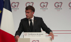 G7: "on a acté" qu'il n'y avait "pas de volonté sérieuse" russe pour la paix (Macron)