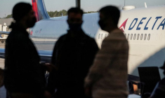 ETATS-UNIS: DES CENTAINES DE VOLS SUPPRIMÉS LE JOUR DE NOËL À CAUSE D'OMICRON