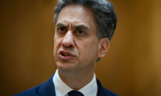 Le ministre britannique des Affaires étrangères, Ed Miliband, se rend en Espagne