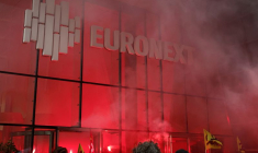 Des manifestants pénètrent dans le siège d'Euronext à La Défennse