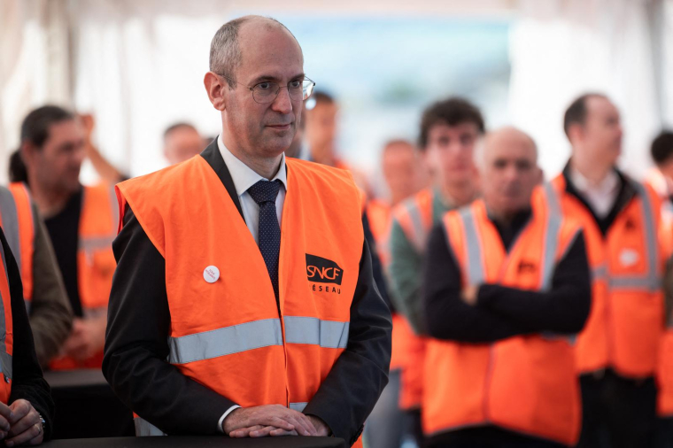 Le PDG de SNCF Réseau Matthieu Chabanel à Biars sur Cere (Lot)le 30 octobre 2025. ( AFP / MATTHIEU RONDEL )