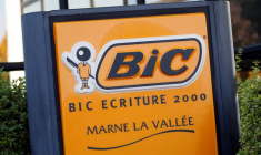 BIC SE LANCE DANS LE TATOUAGE NON-PERMANENT AVEC L'ACQUISITION D'INKBOX