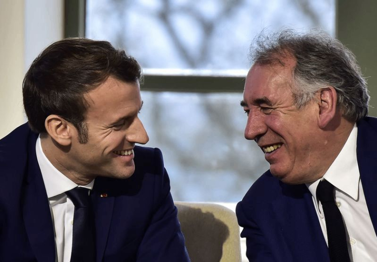 BAYROU, FIDÈLE DE MACRON, NOMMÉ HAUT-COMMISSAIRE AU PLAN