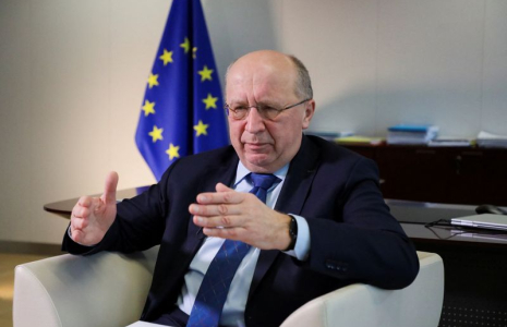 Le commissaire européen à la Défense Andrius Kubilius