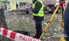 La Russie frappe la ville de Kiev à la veille d'une rencontre Zelensky-Trump