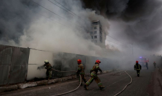 UKRAINE: LES COMBATS S'INTENSIFIENT, INQUIÉTUDES AUTOUR DE LA CENTRALE DE ZAPORIJJIA