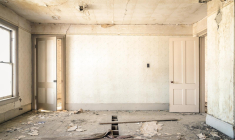 A Aubagne, des squatteurs se sont installés dans un immeuble évacué en 2022 après un problème d'inondation. (illustration) (Free-Photos / Pixabay)