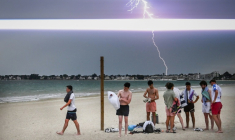 Cinquante-sept départements sont mercredi en vigilance orange pour les orages au 7e jour d'une vague de chaleur nationale précoce où la barre des 40°C a de nouveau été franchie ( AFP / Loic VENANCE )