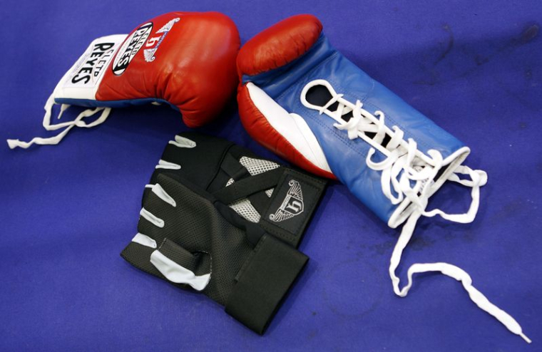 Des gants de boxe