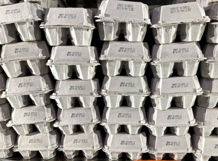 Des œufs sont exposés dans un supermarché à Chicago