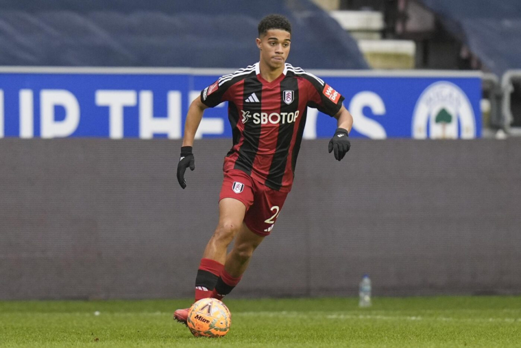 Fulham conforte son King