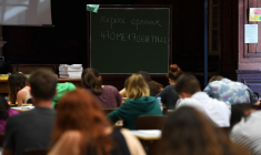 L'image de l'éducation nationale s'est nettement degradée en 2022 ( AFP / FREDERICK FLORIN )