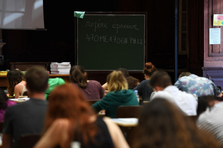L'image de l'éducation nationale s'est nettement degradée en 2022 ( AFP / FREDERICK FLORIN )