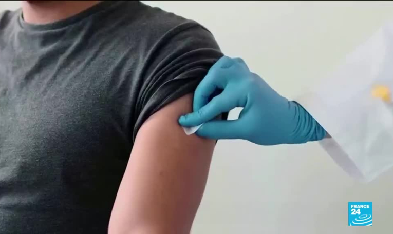 Covid-19 : la Commission européenne autorise le vaccin Pfizer-BioNTech