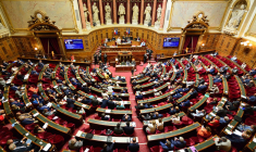 Le projet de loi de finances pour 2025, a été adopté par les sénateurs le 23/01/2025 (Crédit photo : Shutterstock)