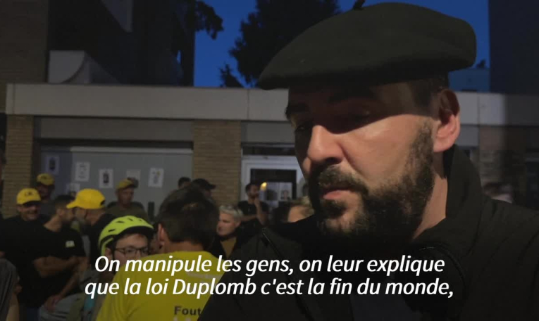 Loi Duplomb: opération coup de poing d'agriculteurs à Toulouse