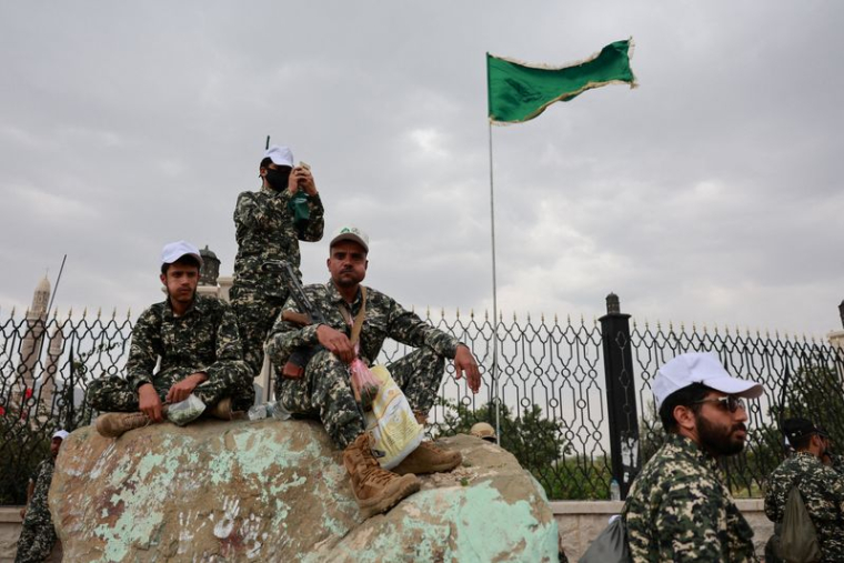 Les partisans des Houthis célèbrent l'anniversaire du prophète Mahomet à Sanaa